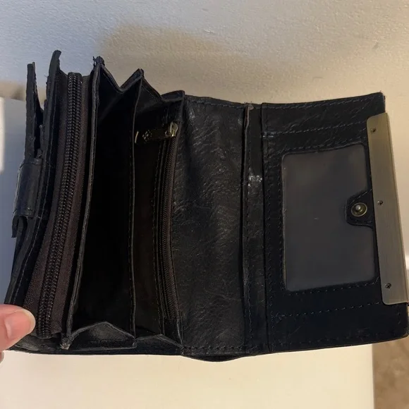 Patricia Nash Deep Navy Floral Embroidered Wallet with Silver Bar Accent - Picture 4 of 6